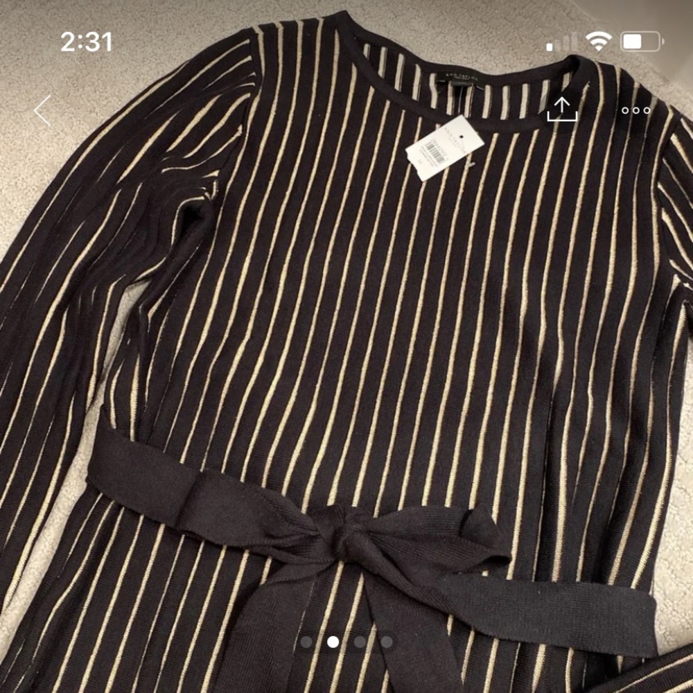 Ann Taylor Factory shimmer top - M - Picture 2 of 4